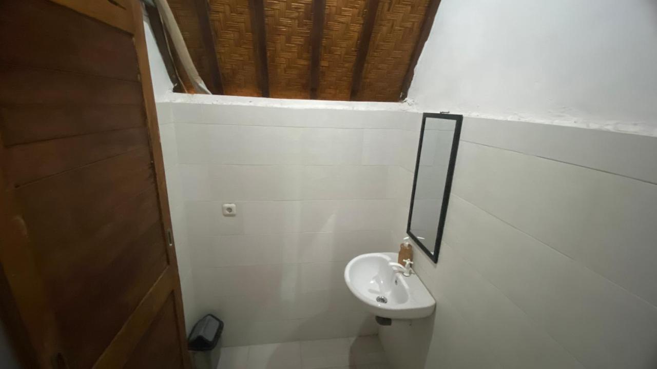 Gelih Bungalow Nusa Penida Batununggul Екстер'єр фото